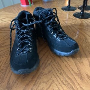 skechers with warm tech memory foam